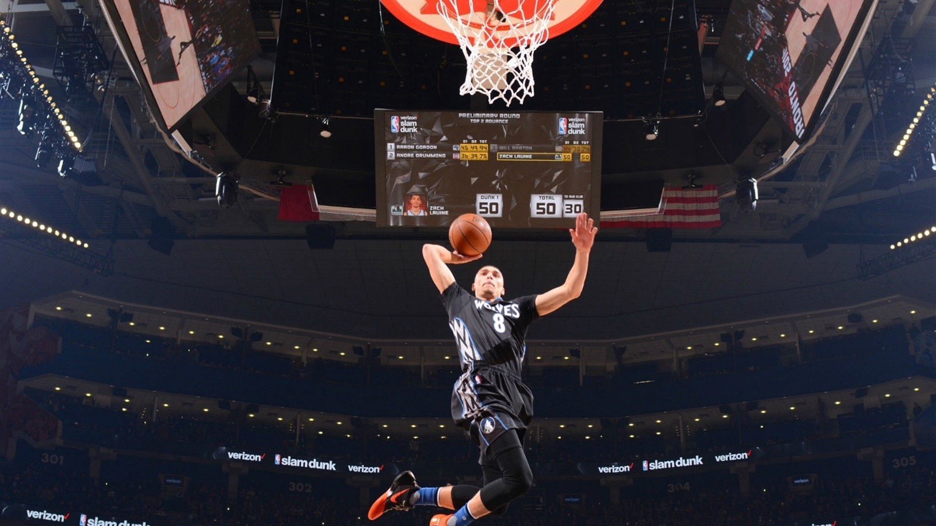kaiyun入口-VAR判罚再引风波，多特蒙德对阵国安争议点球引爆足球圈，VAR判罚再引风波，多特蒙德对阵国安争议点球引爆足球圈